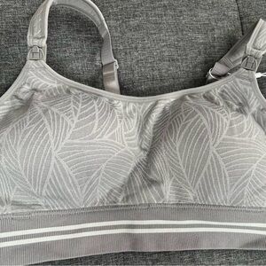 Momcozy nursing bra